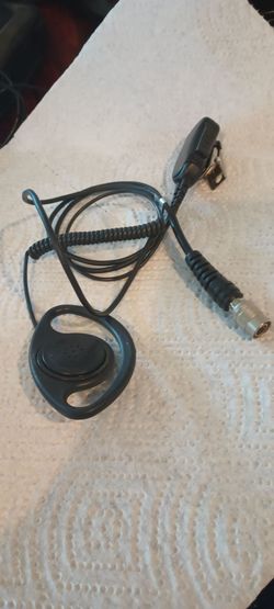 2 Hands free radio connectors