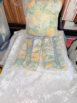 Vintage Floral Pillow and Pillowcase Set