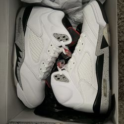 BRAND NEW Retro Air Jordan 5 Cement Size 11.5