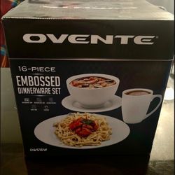Brand New 16-piece Embossed Dinnerware Set