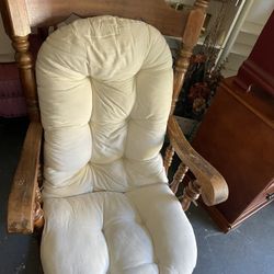 Rocking Chair 