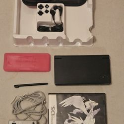 Nintendo Dsi With Pokémon Game