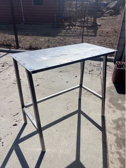Welding bench