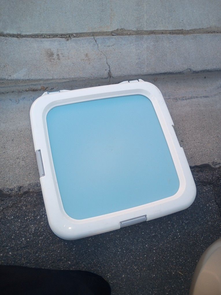 Dog Training Pad Holder