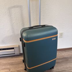 $35$ Green Hard Shell Suitcase 25 x 16 x 9 Inches