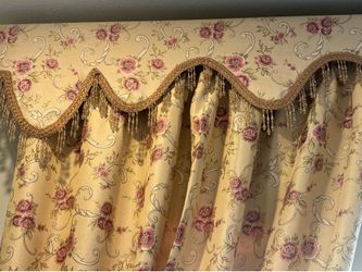 Grand brocade curtains set with beaded trim