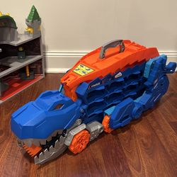Dino car carrier