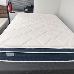 Full Size Mattress 