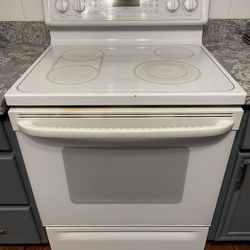 Electric Oven /range  GE Profile Spectra 