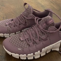 Nike women’s (NIKE FREE METCON 5) 