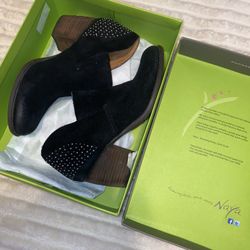 Valerie, Black Suede 