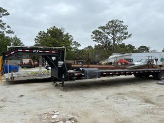 2017 PJ Fifth Wheel Trailer