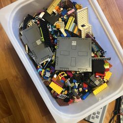 9 Lbs Lego Pieces
