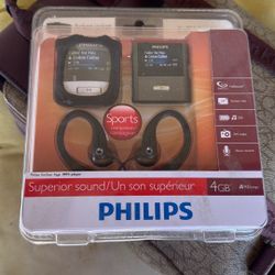 Phillips Mp3 Player With Action Jacket. Full Sound Fm Radio Voice Record Sports