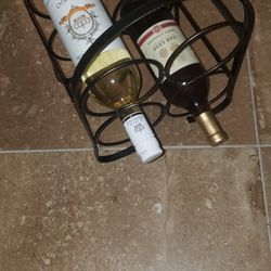 BOTTLE RACK FOR WINE