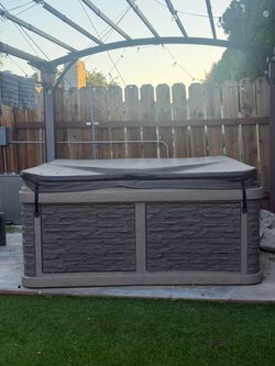 Strong  Pools &  Spa Inc.  S/N:ETL  Listing :6-0001 Brown