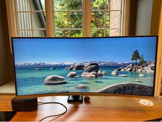 Samsung 34" Thunderbolt™ 3 Curved Monitor with 21:9 Wide Screen