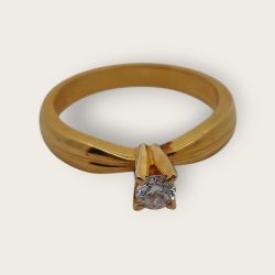 Gold Diamond Ring 