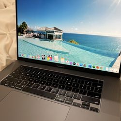 Excellent 2019 MacBook Pro A2141, I9,16”Screen,32Gb,512Gb,Space Gray,Grade A,AC Charger for Sale