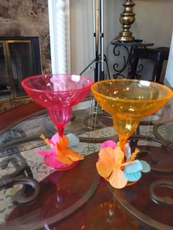 Hawaiian cups Margarita