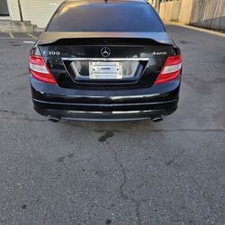 2011 Mercedes-Benz C-Class