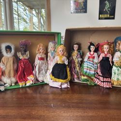 Vintage ARCO Dolls Of The World (Set of 10)