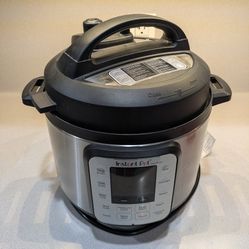 Instant Pot Duo Nova (3qt) With Accessories And Cover
