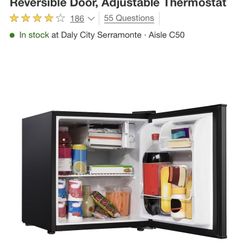 Mini Fridge 