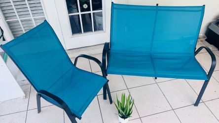 Patio set teal 5 piece (4 chairs & loveseat)