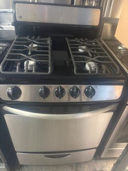 GE 24in wide Stainless Steel Gas Range