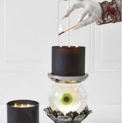 New! BBW WATER GLOBE EYE PEDESTAL
