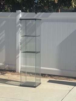 Glass shelf