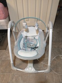 Baby Ingenuity Cord Operated Cradle