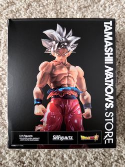 S.H.Figuarts Son Goku Ultra Instinct Action Figure