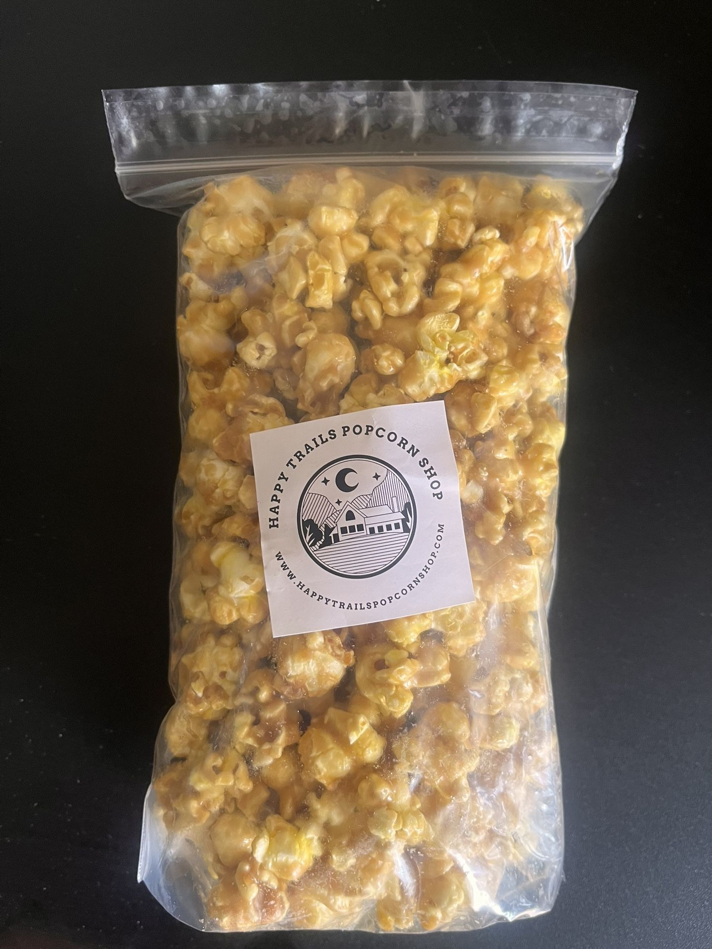 Gourmet Carmel Popcorn And Wisconsin Cheese Blend 