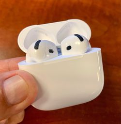 AirPods 4 with Active Noise Cancellation..!