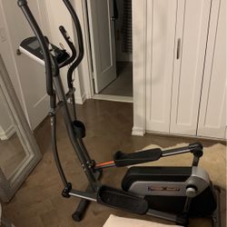 Elliptical Exercise / Gym Machine (Fitness Reality)