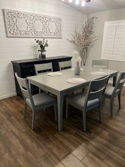 Dinning Table