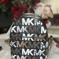 New Womens  Backpack  Size Michael  Kors  Authentic 