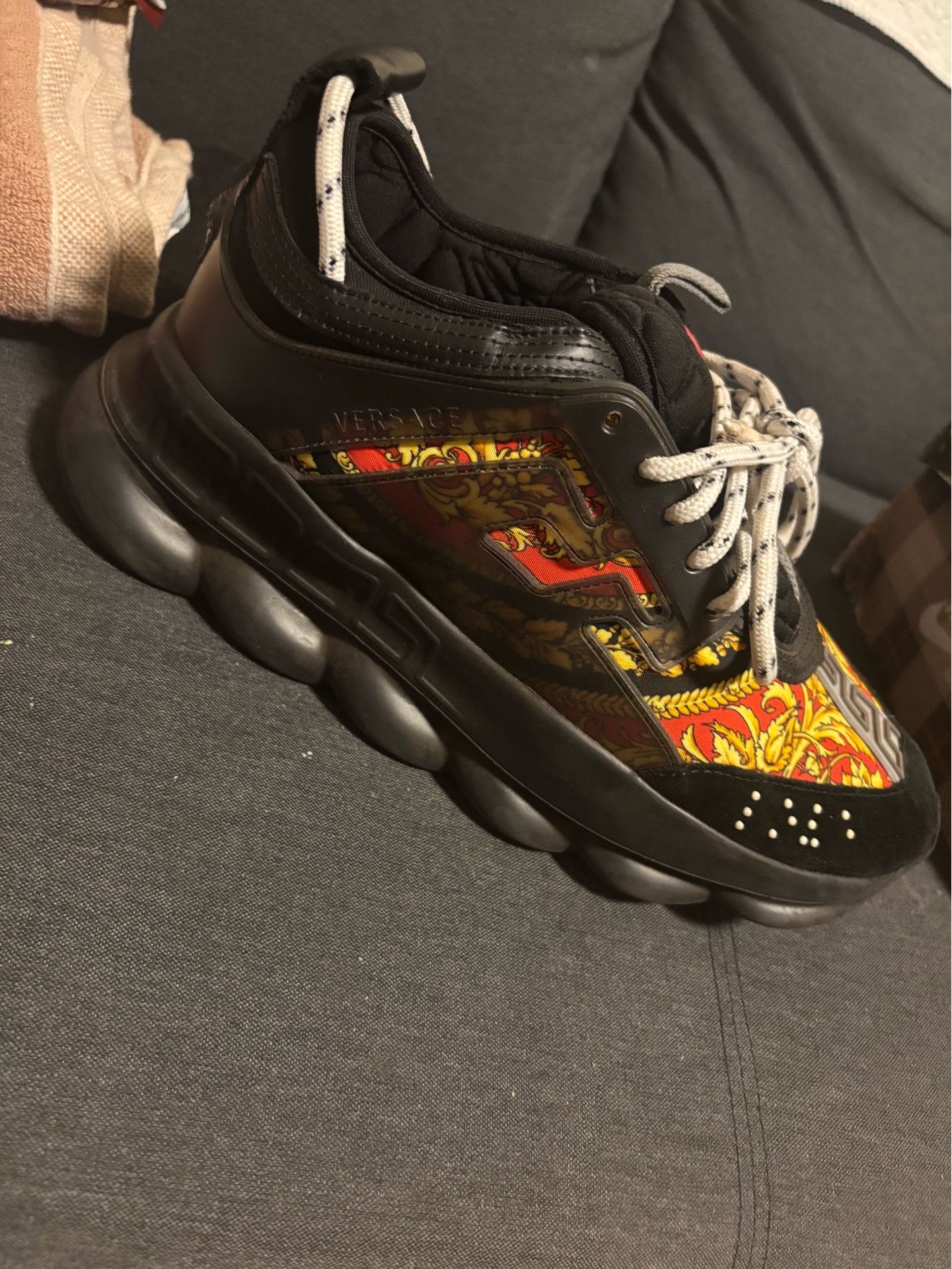 Versace 8.5