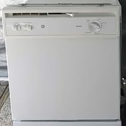 GE. Dishwasher