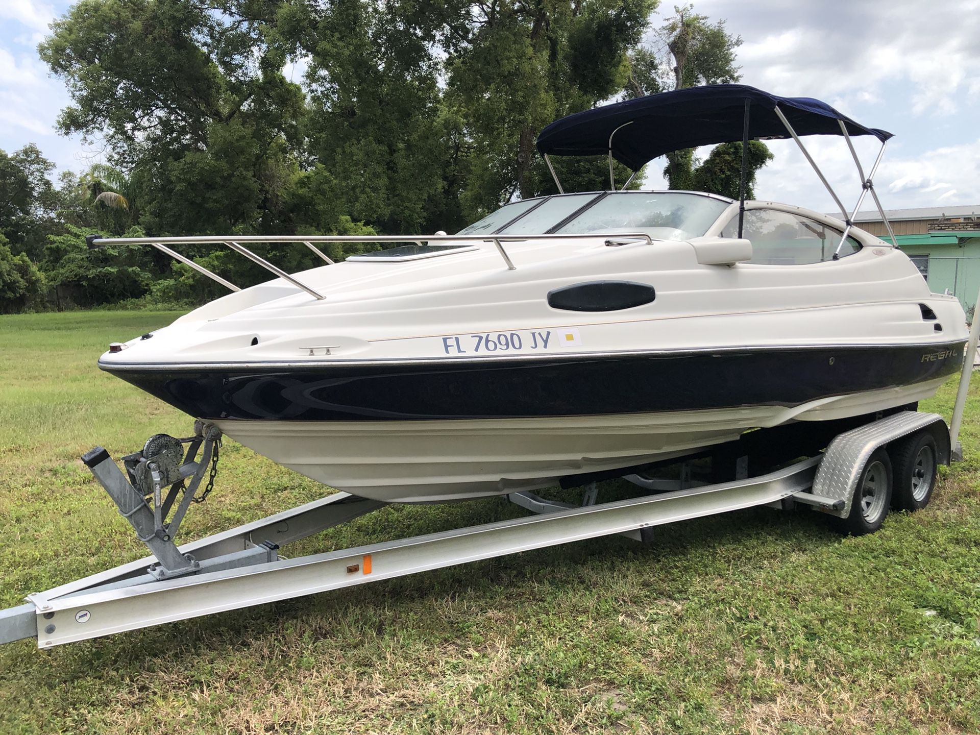 Regal 2150 LSC Boat, bote and aluminum trailer. Engine not good