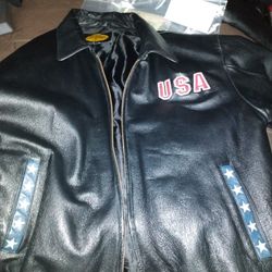 American Eagle Leather Jacket Great Condition Size Large Extra Large 