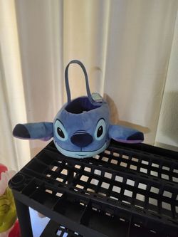 Stitch basket