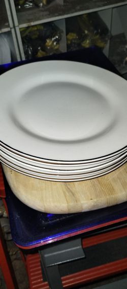 Dinner Plates All 2 dollars