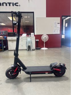 Electric scooter