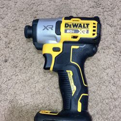  DeWalt 20V XR Brushless impact driver 