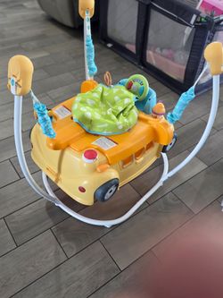 Fisher-Price Jumperoo Baby Activity Center