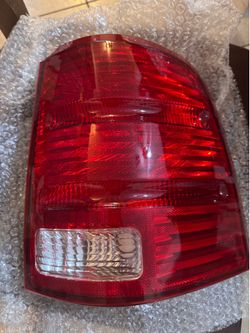 for ford explorer tail light assembly unit 2002 03 04 2005 rear passenger side