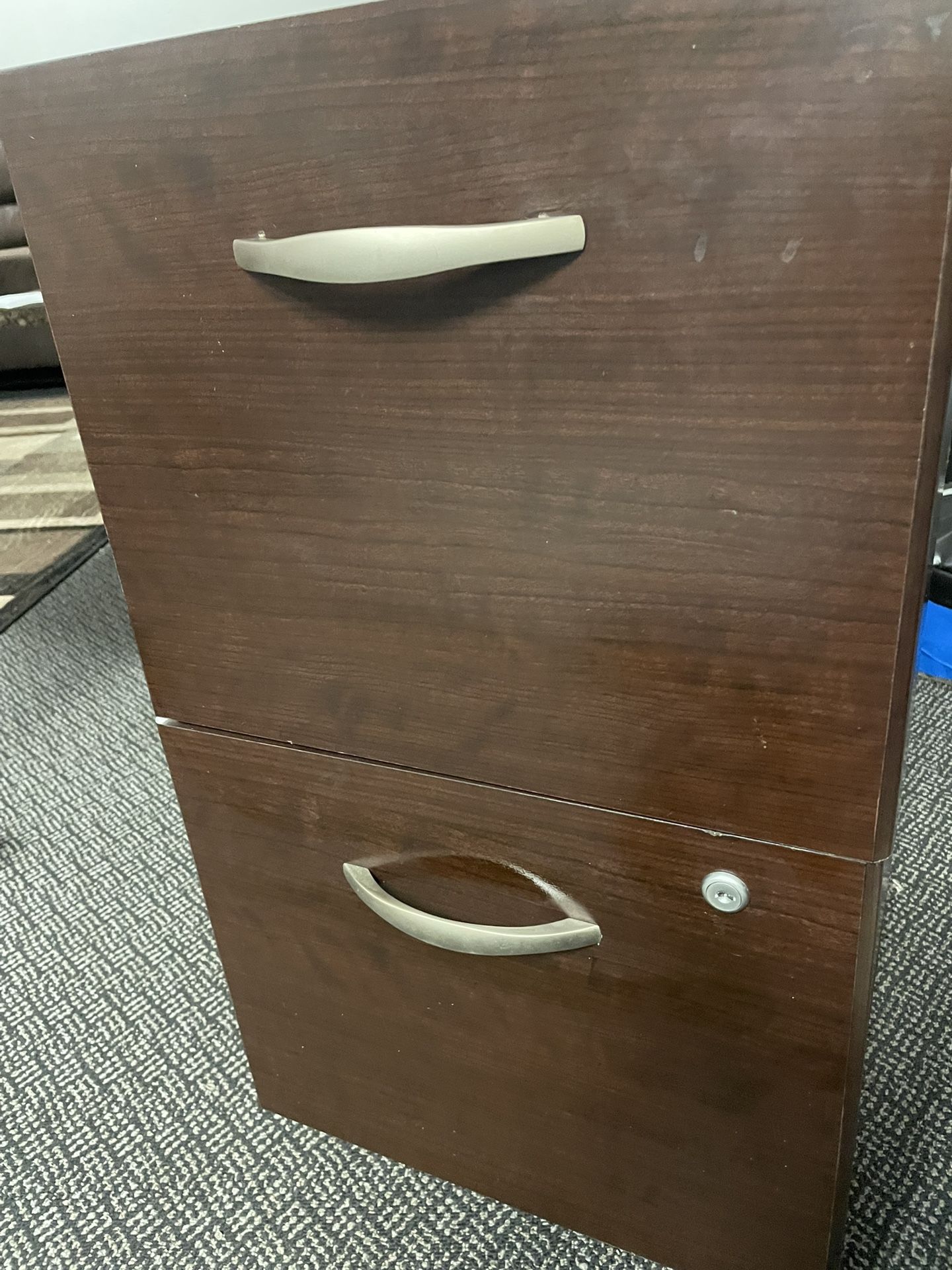 File cabinet no keys